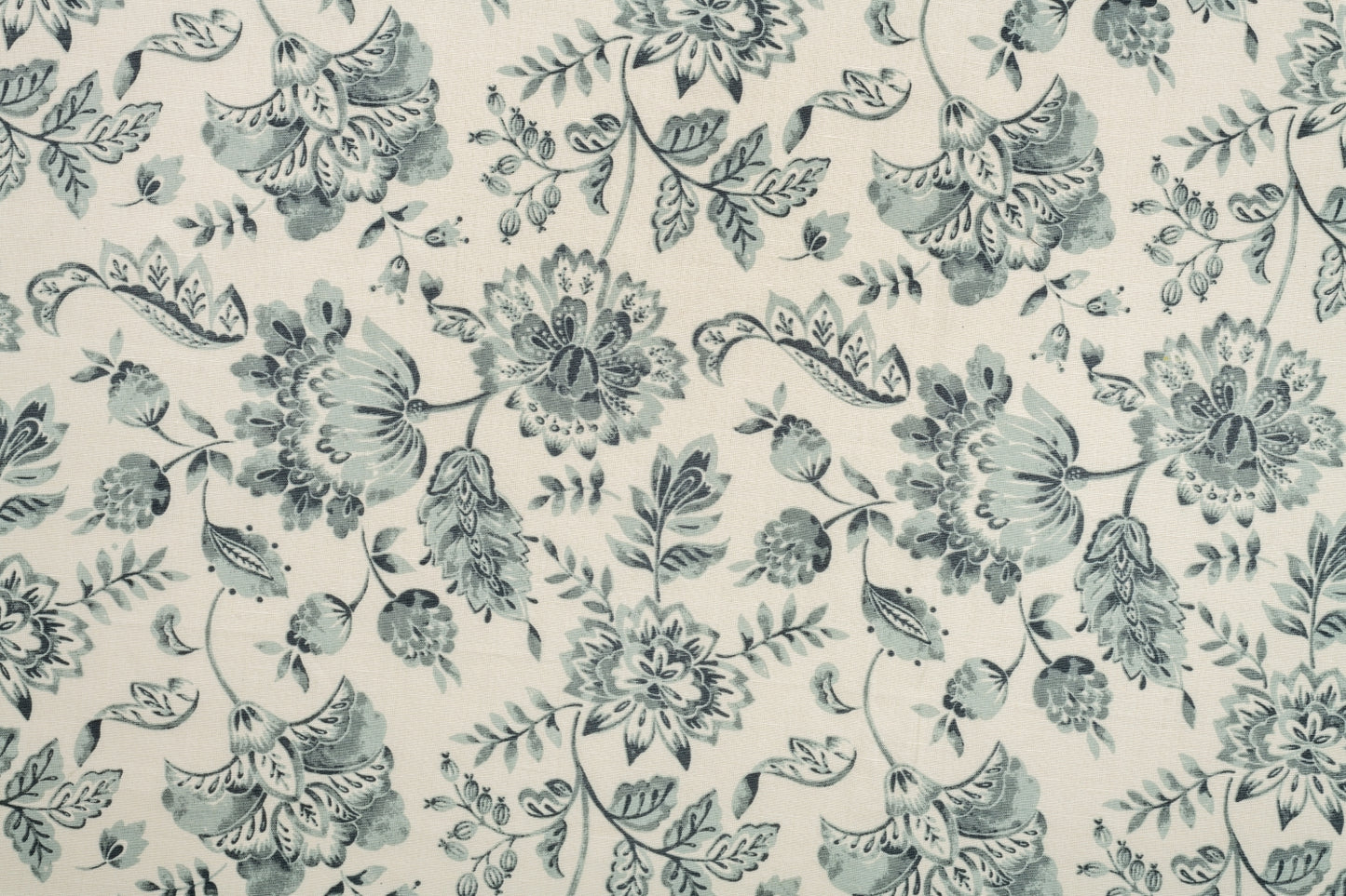 Passiflora in Seafoam