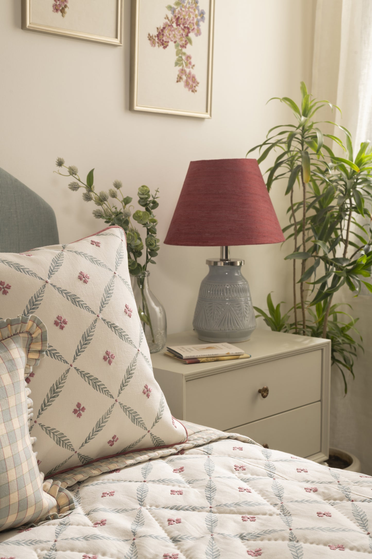 Poppy Trellis in Pink Bedcover