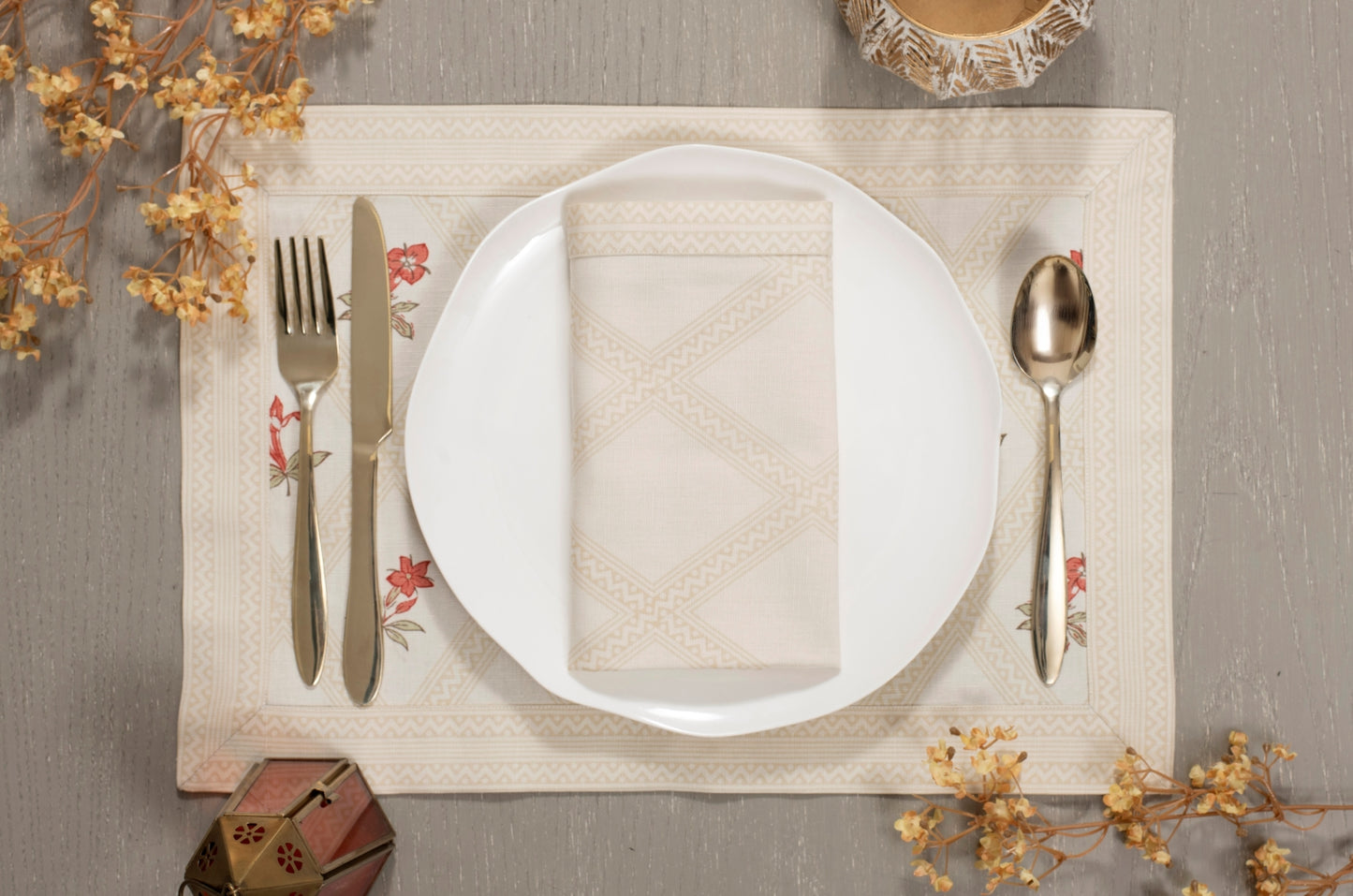 Geometric Trellis in Beige - Set of 4