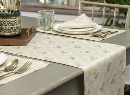 Botanical Trellis in Pale Gold