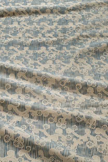 Daisy Stripe in Blue
