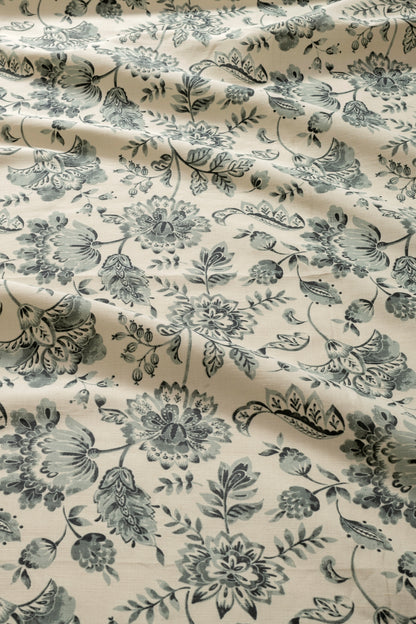 Passiflora in Seafoam