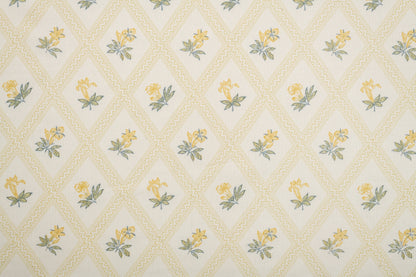 Botanical Trellis in Gold